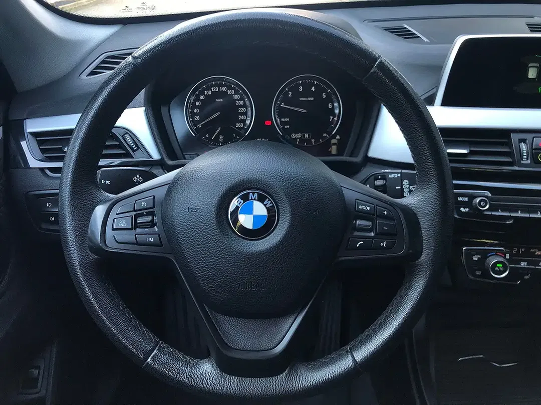 BMW X1 - Thumbnail 15