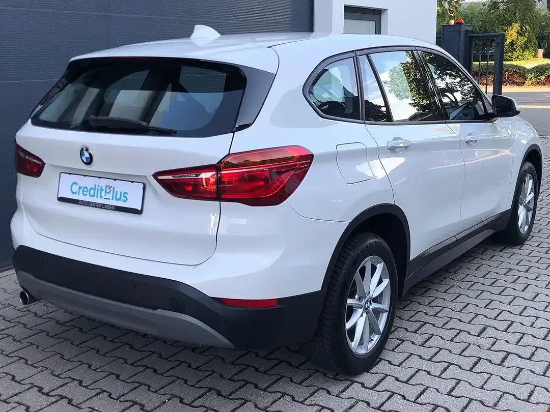 BMW X1 - Thumbnail 5