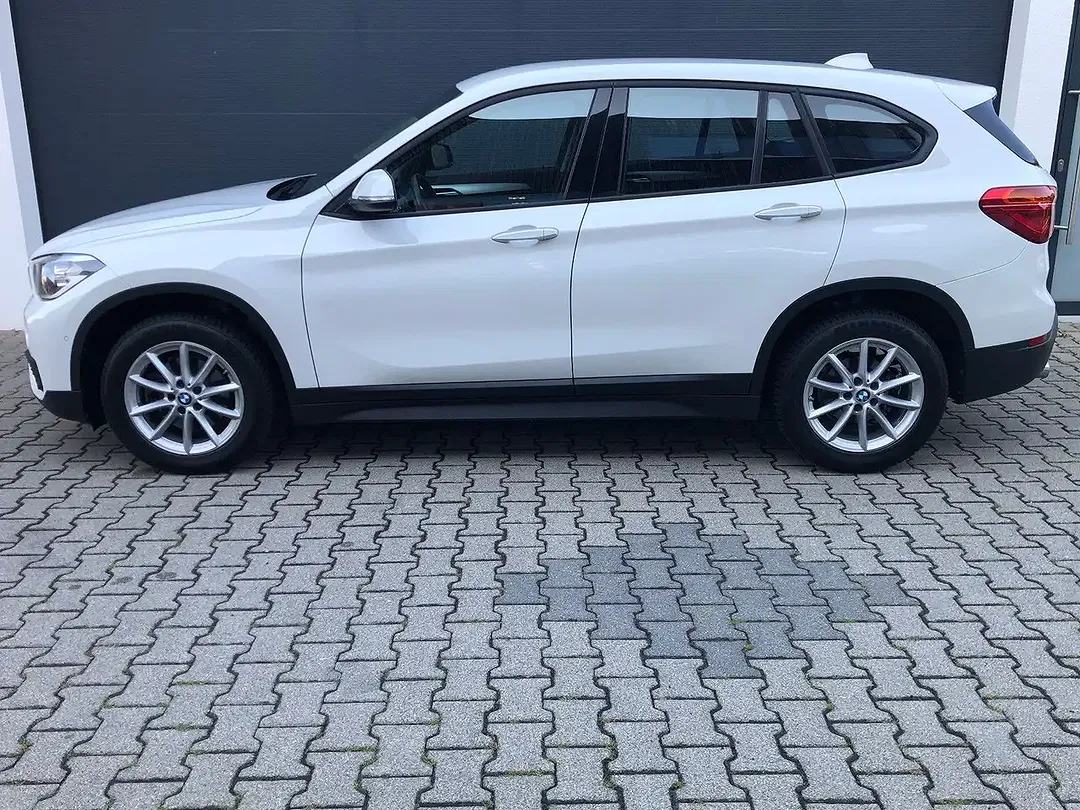 BMW X1 - Thumbnail 8