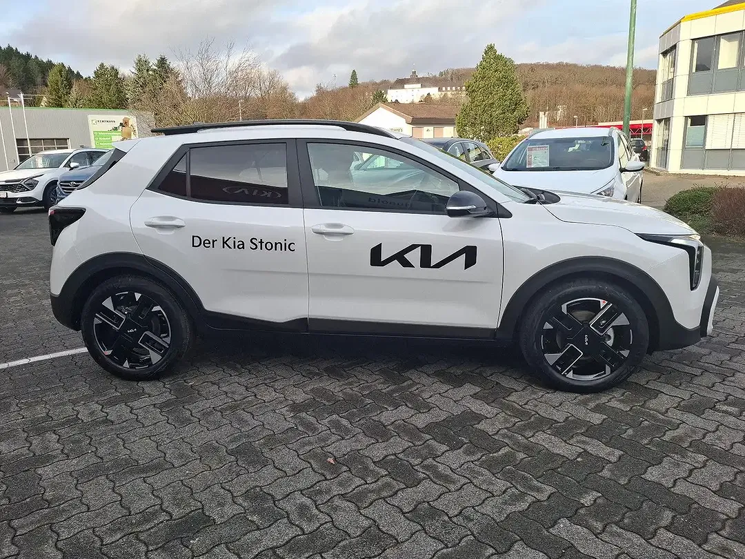 Kia Stonic - Thumbnail 7