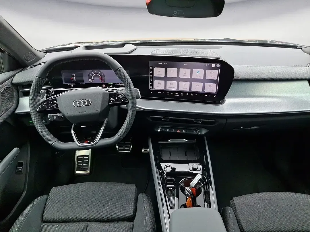 Audi Q3 - Thumbnail 8