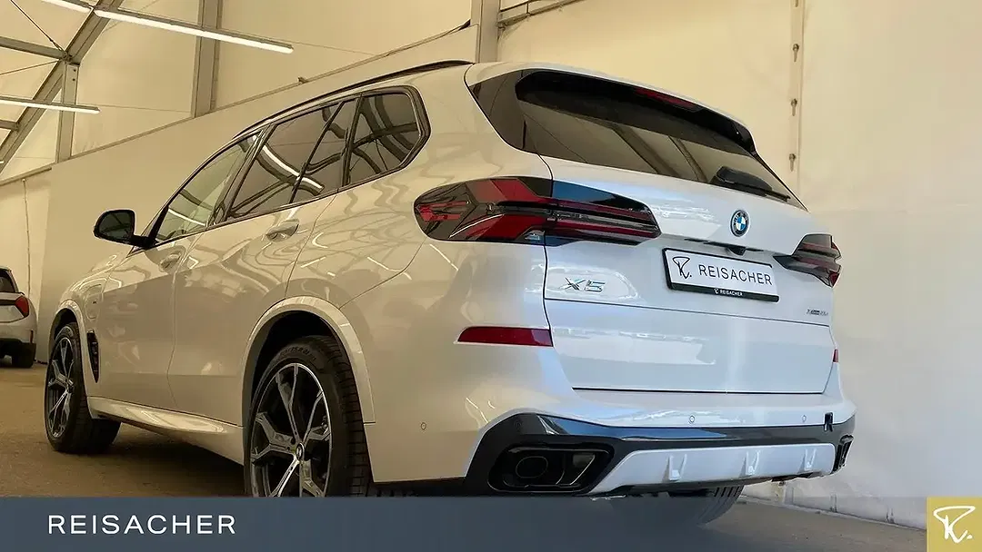 BMW X5 - Thumbnail 2