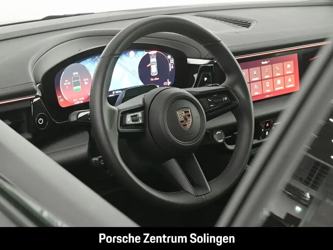 Porsche Macan - Thumbnail 15