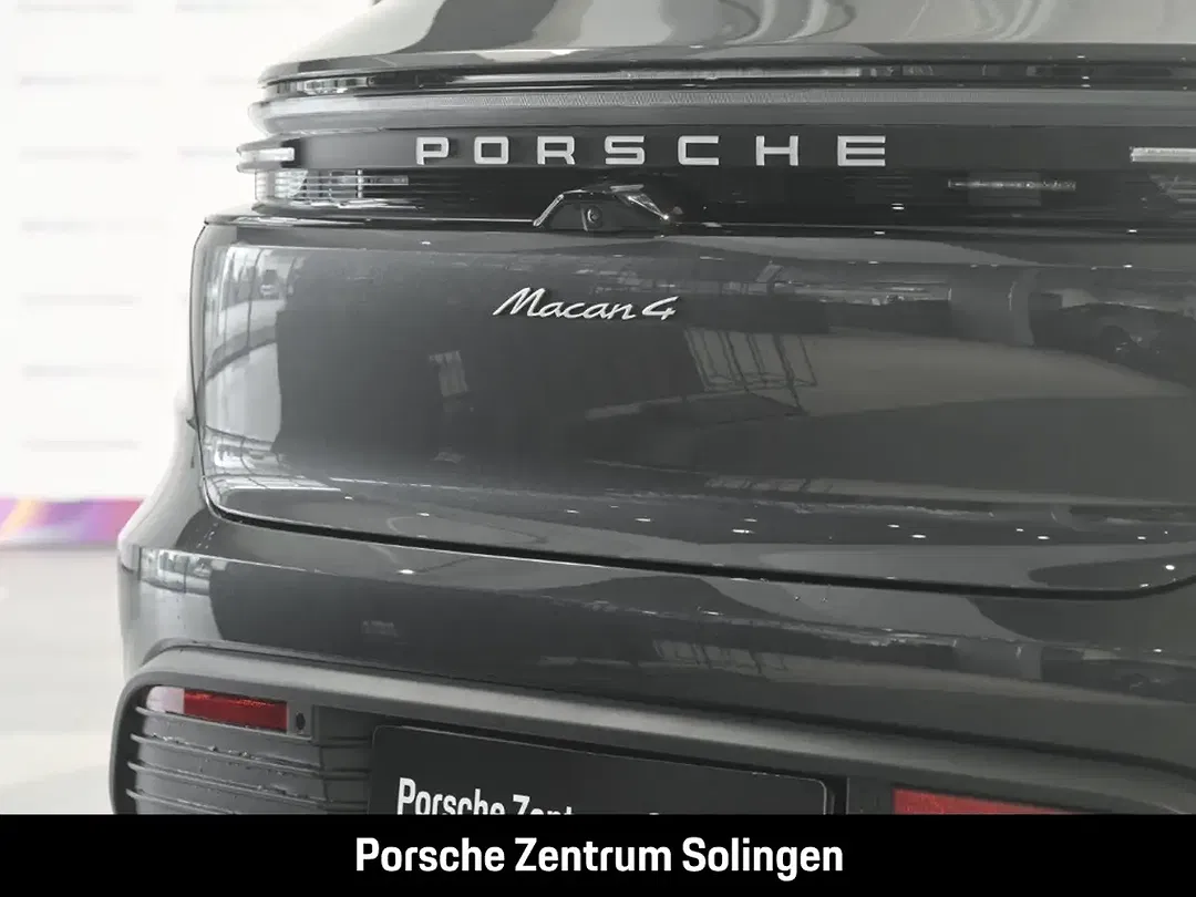 Porsche Macan - Thumbnail 8
