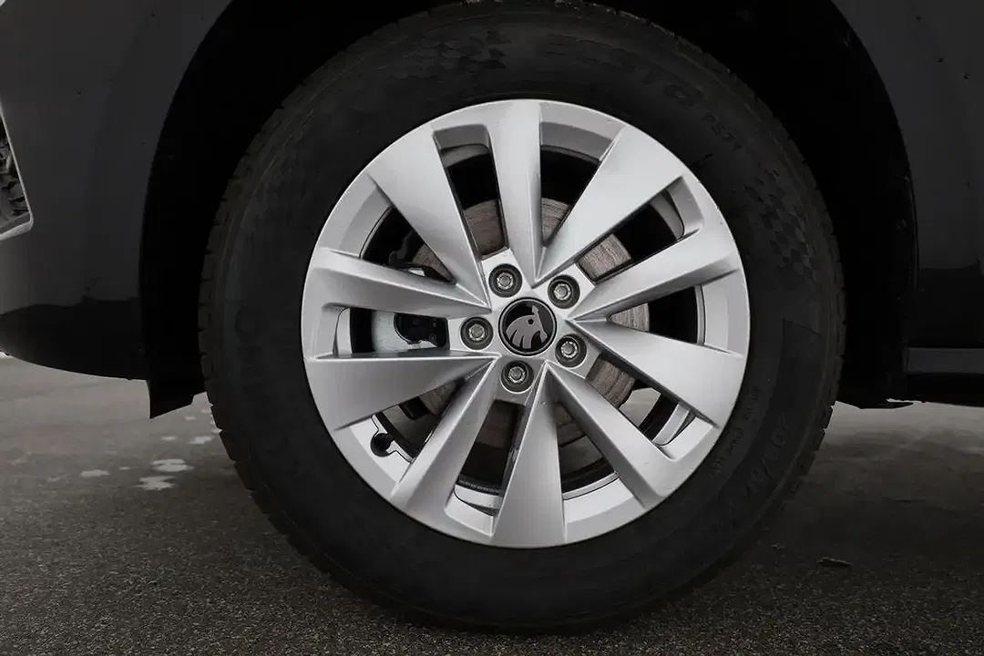 Skoda Kamiq - Thumbnail 13