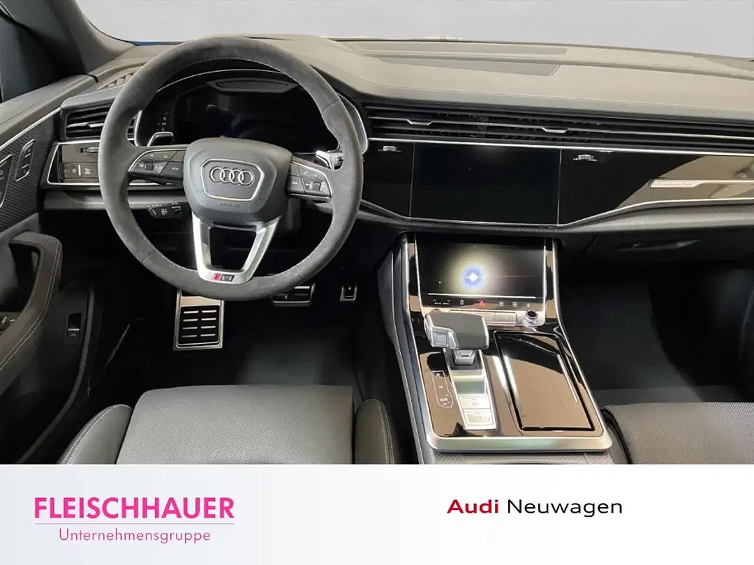 Audi RS Q8 - Thumbnail 11