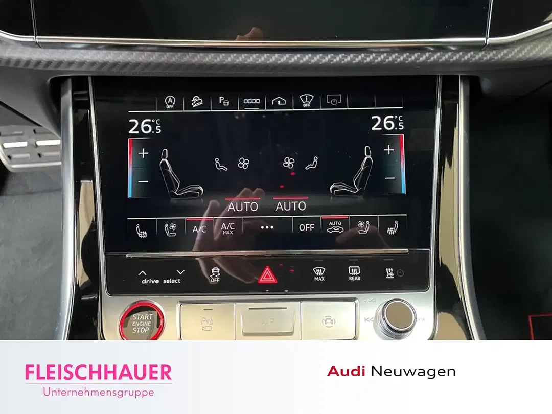 Audi RS Q8 - Thumbnail 13