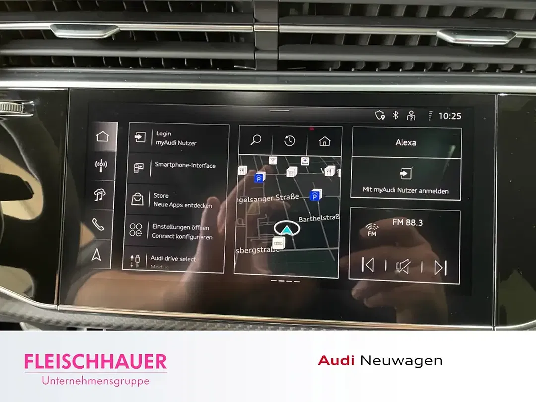 Audi RS Q8 - Thumbnail 15