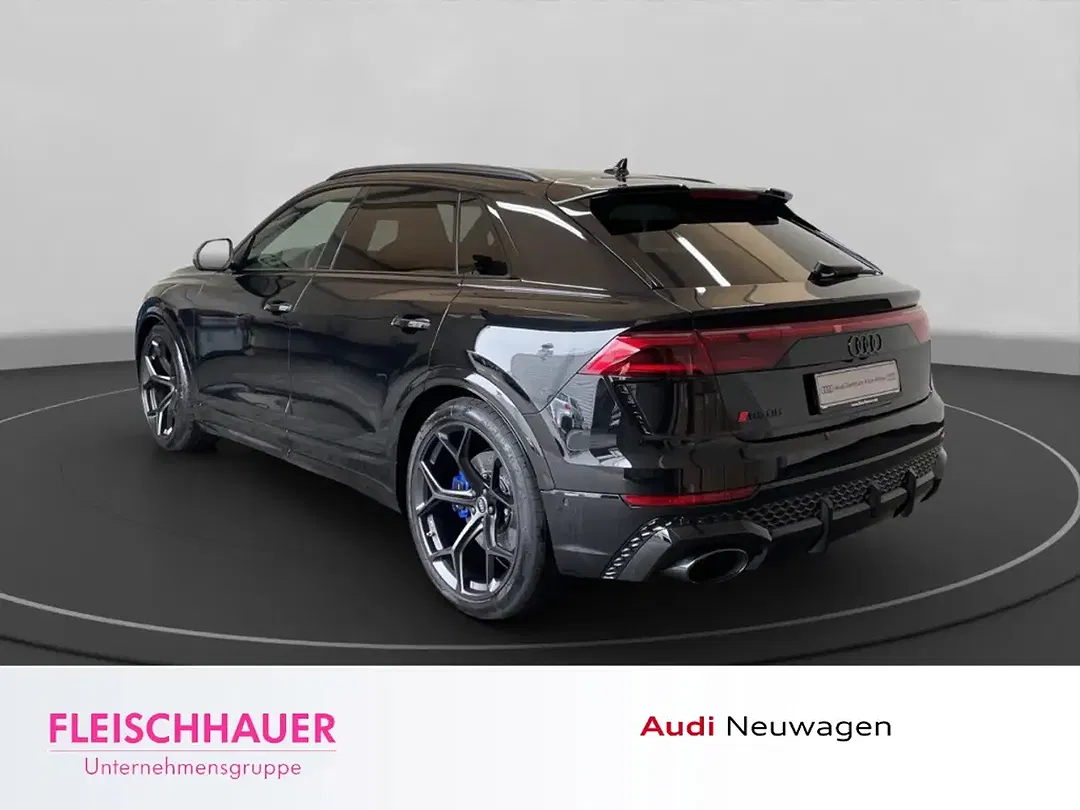 Audi RS Q8 - Thumbnail 5