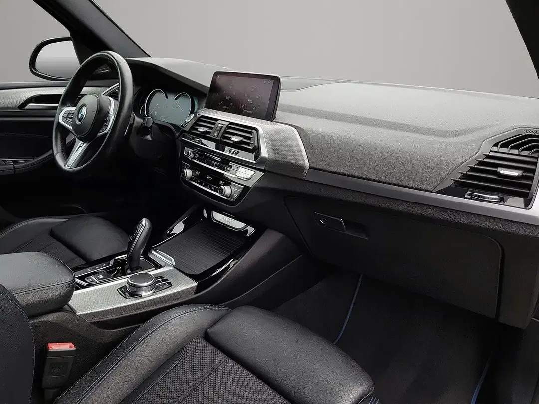 BMW X3 - Thumbnail 10