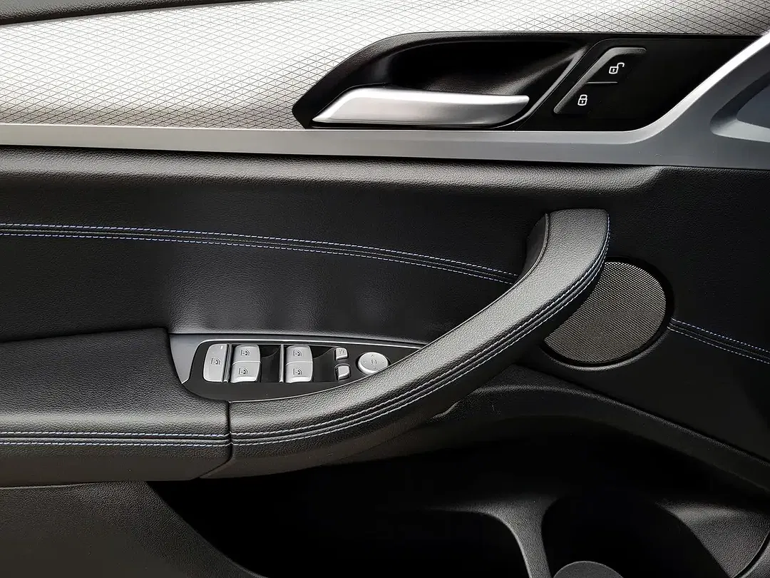 BMW X3 - Thumbnail 11
