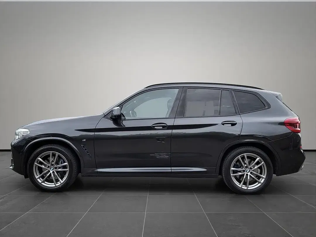 BMW X3 - Thumbnail 2