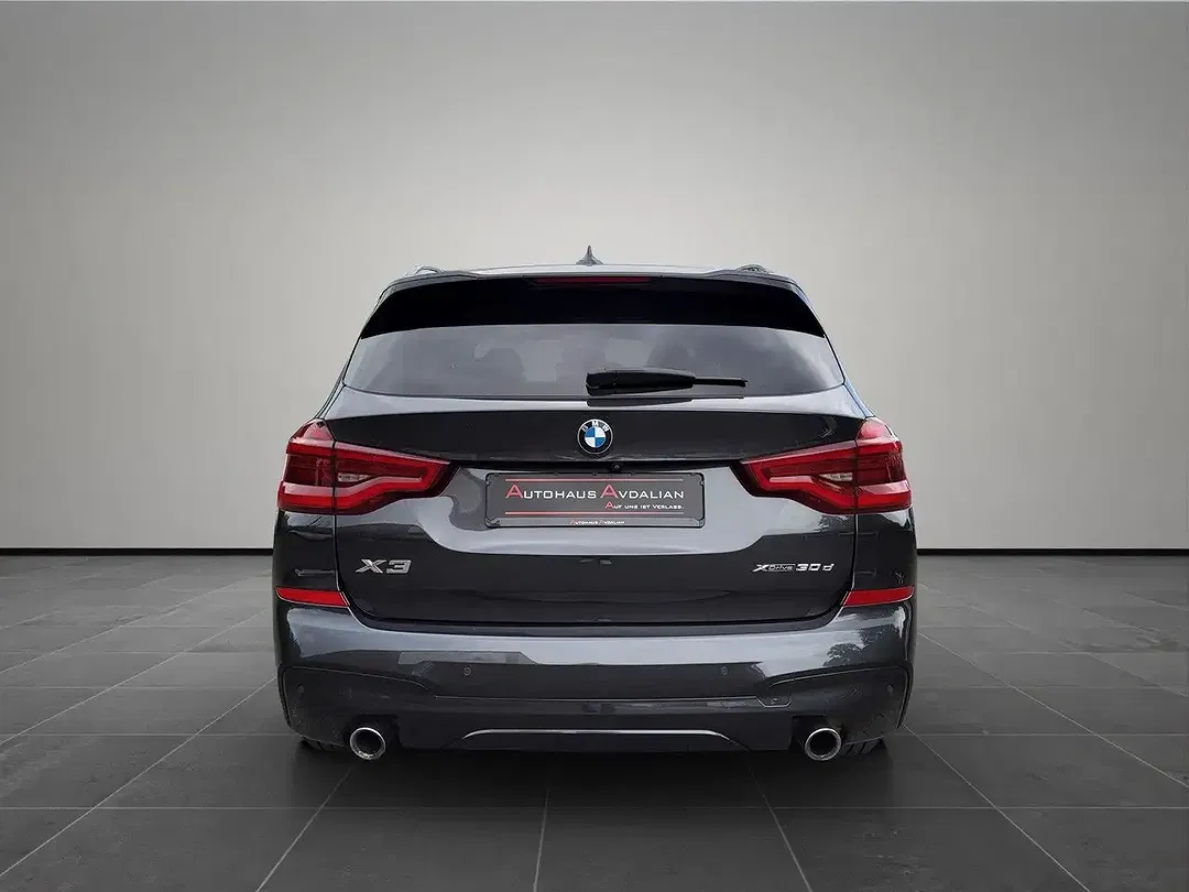 BMW X3 - Thumbnail 4
