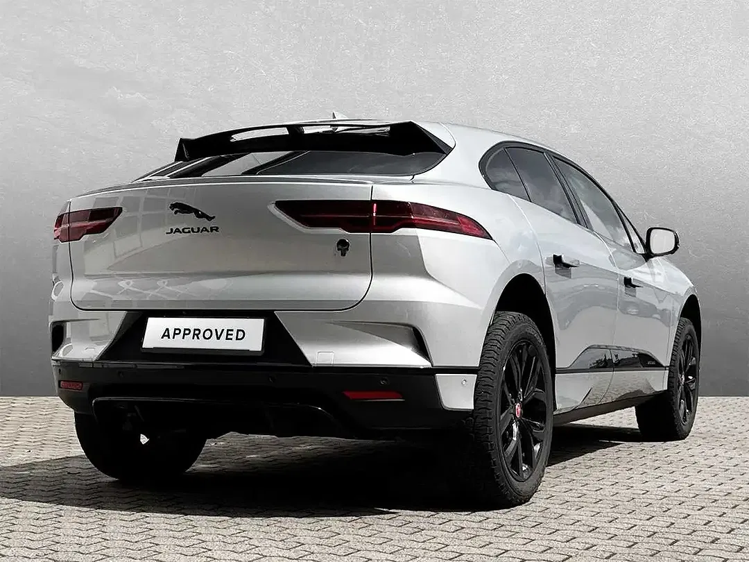 Jaguar I-Pace - Thumbnail 2