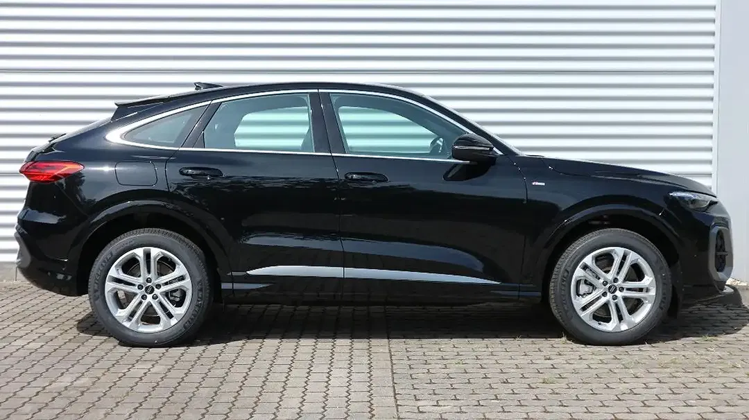 Audi Q5 - Thumbnail 3
