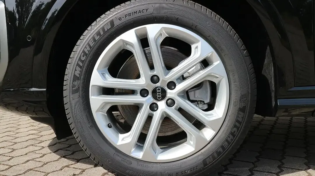 Audi Q5 - Thumbnail 5
