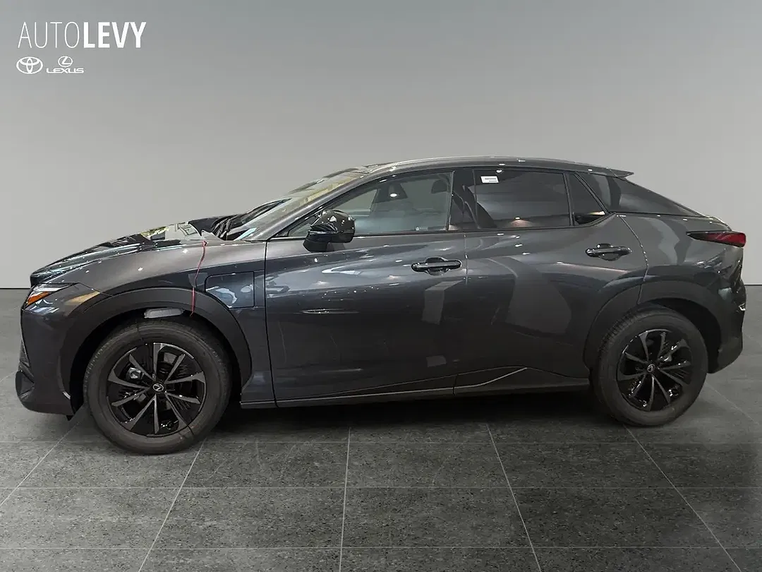 Lexus RZ - Thumbnail 3