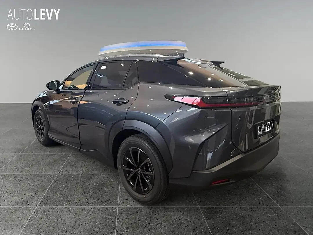 Lexus RZ - Thumbnail 4