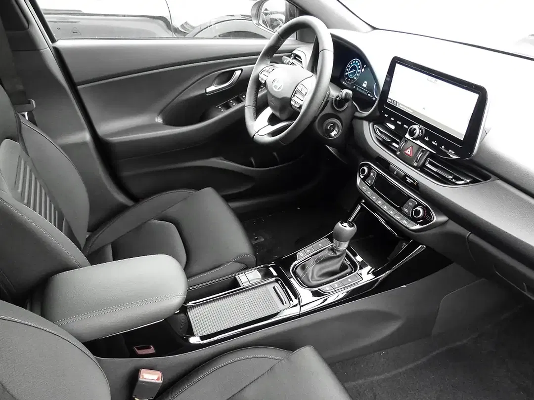 Hyundai i30 - Thumbnail 3