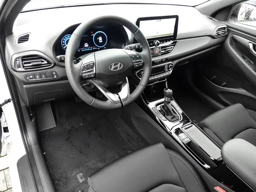 Hyundai i30 - Thumbnail 4