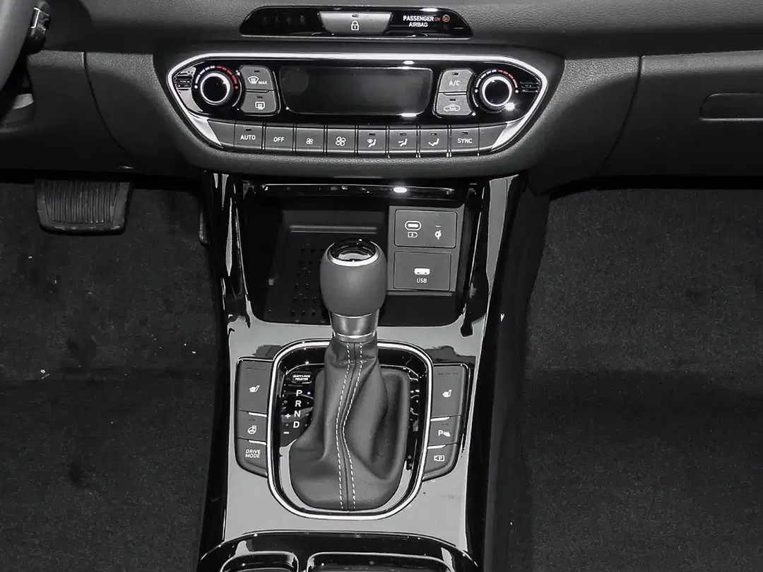Hyundai i30 - Thumbnail 9