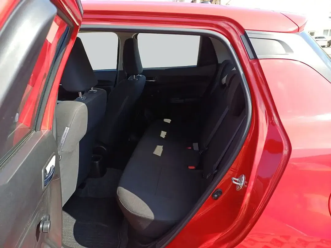 Suzuki Swift - Thumbnail 10