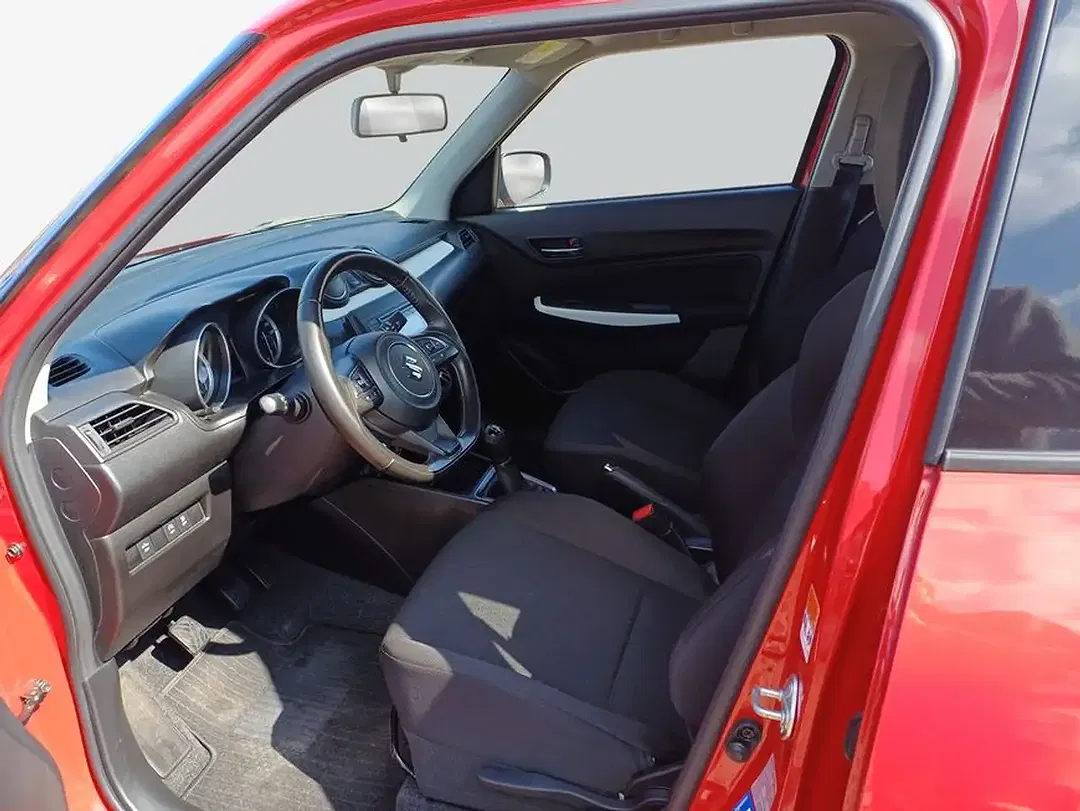 Suzuki Swift - Thumbnail 9