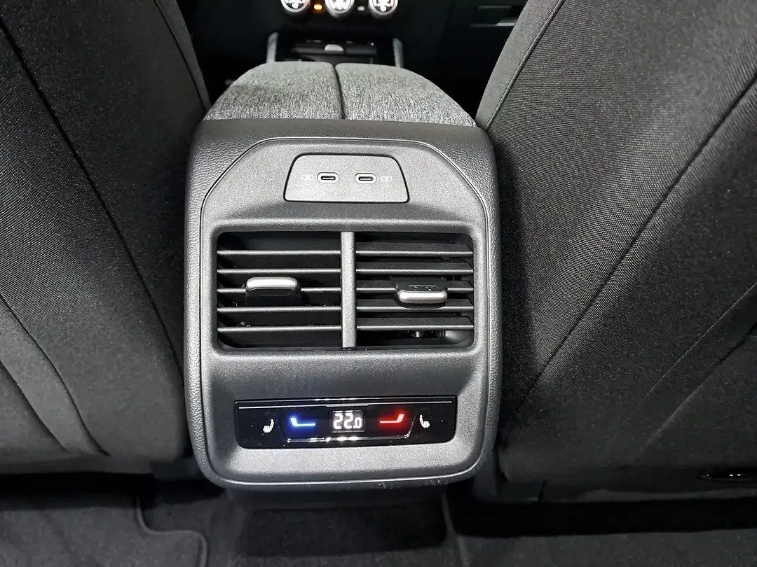 Skoda Superb - Thumbnail 14