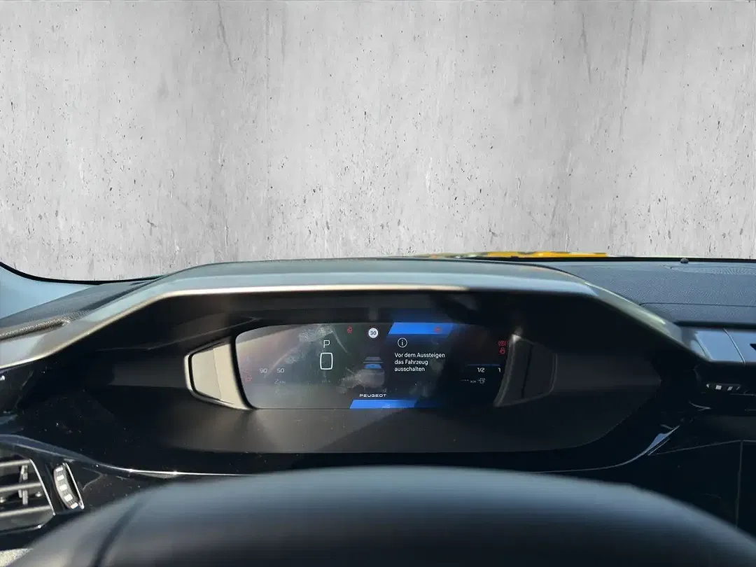 Peugeot 308 - Thumbnail 11