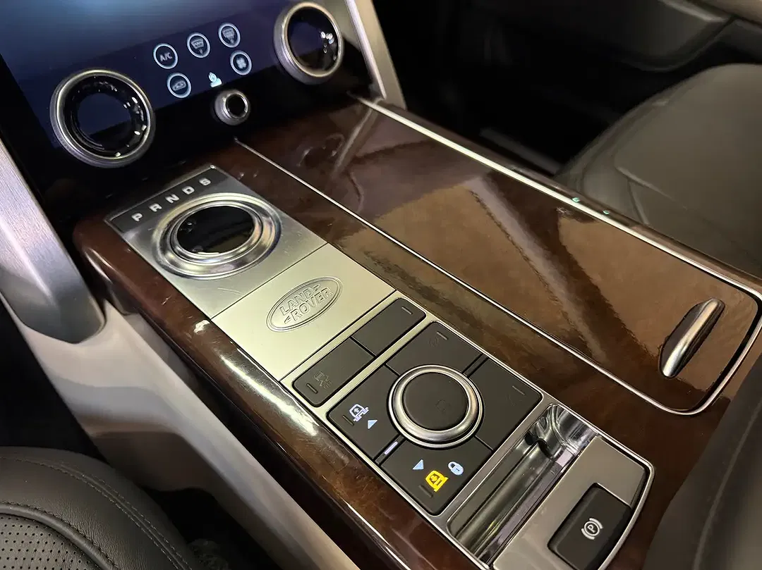 Land Rover Range Rover - Thumbnail 13