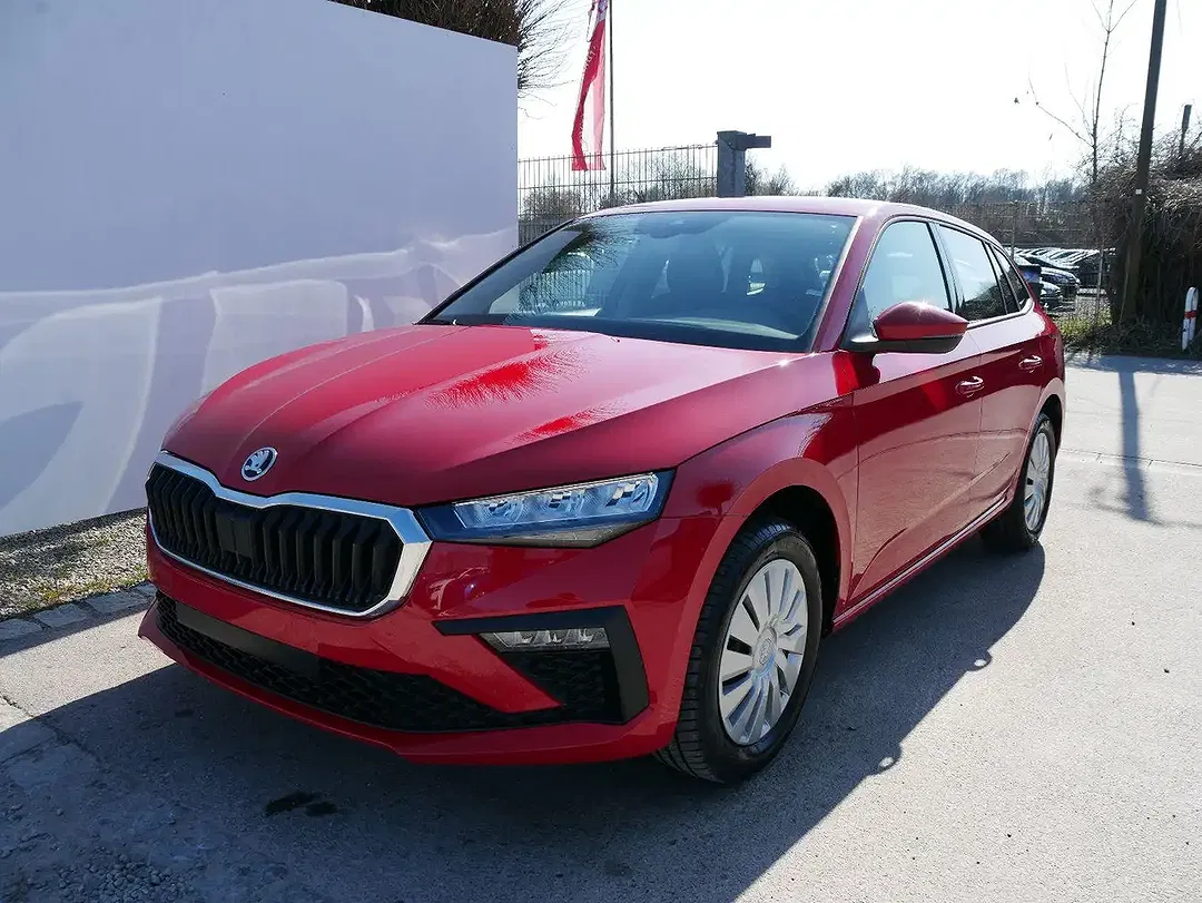 Skoda Scala - Thumbnail 2