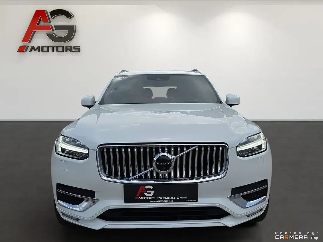 Volvo XC90 - Thumbnail 2