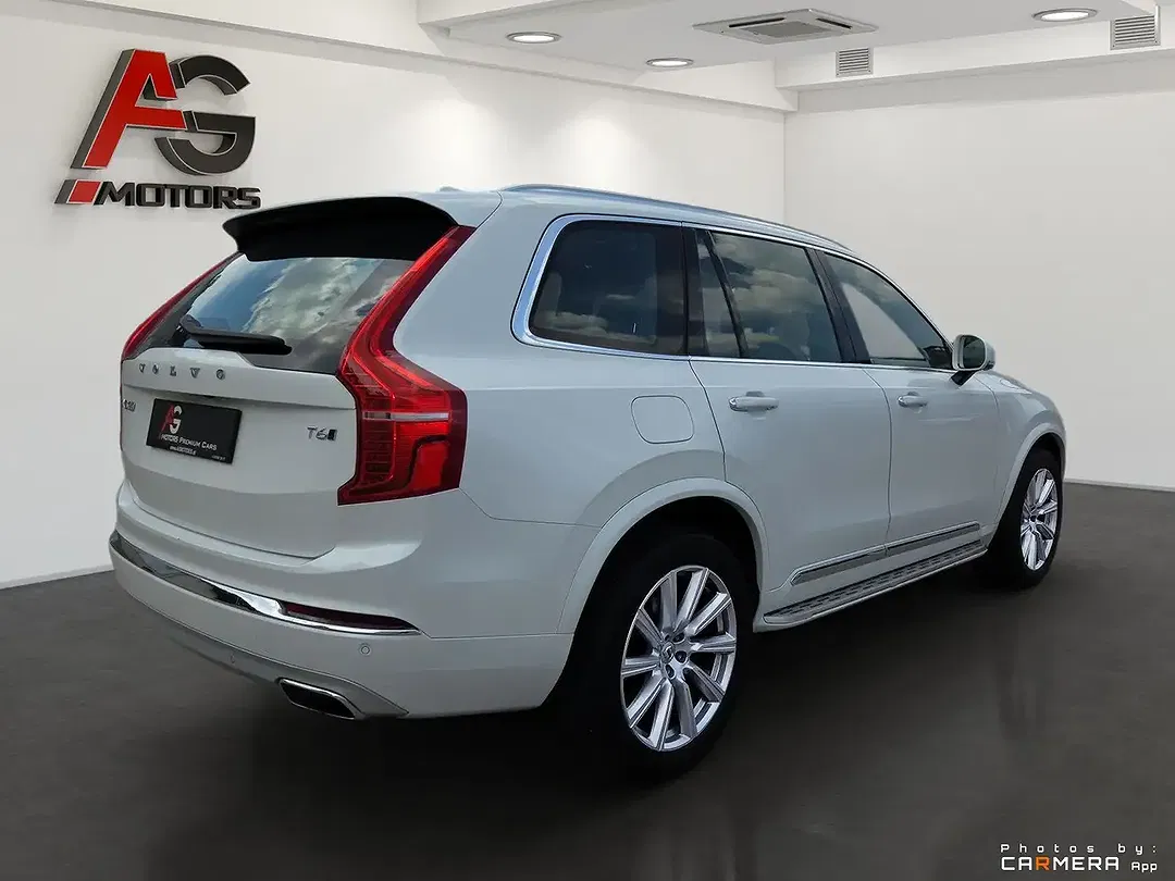 Volvo XC90 - Thumbnail 5