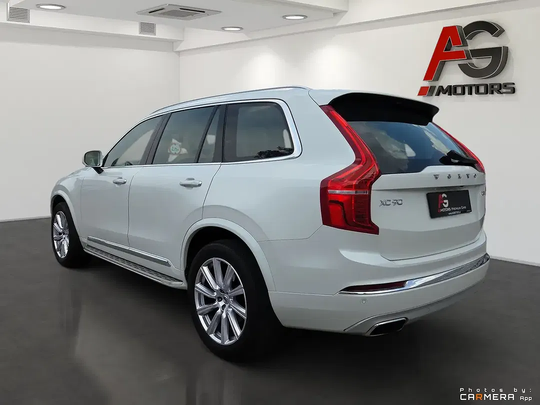 Volvo XC90 - Thumbnail 7