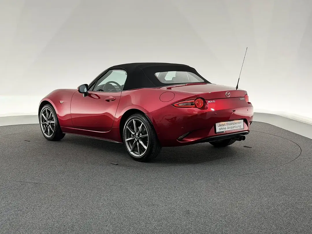 Mazda MX-5 - Thumbnail 13
