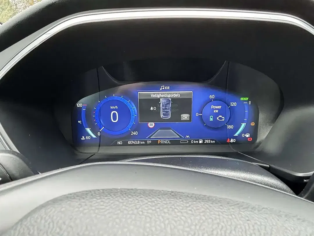 Ford Kuga - Thumbnail 2