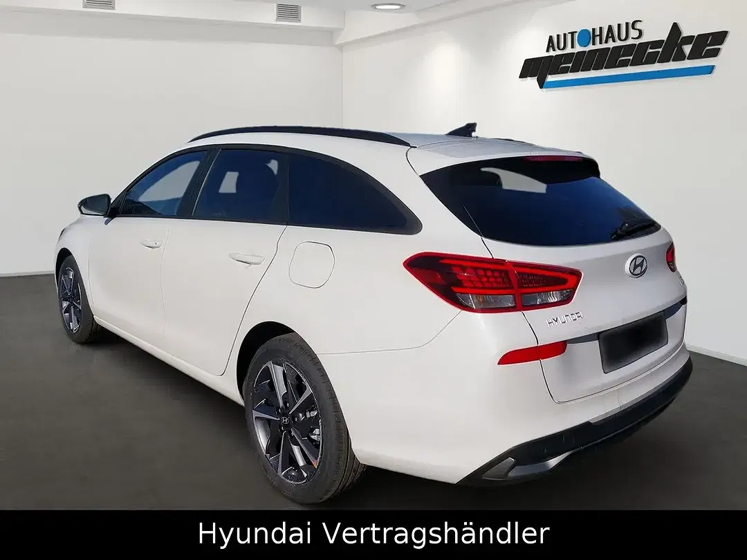 Hyundai i30 - Thumbnail 4