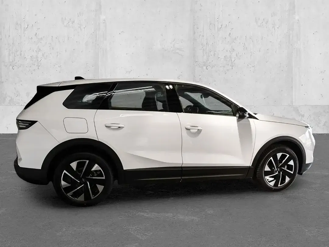Opel Grandland - Thumbnail 2