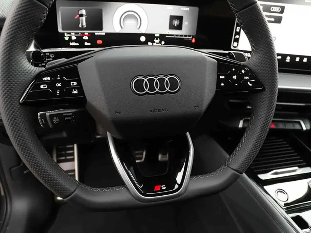 Audi Q3 - Thumbnail 13