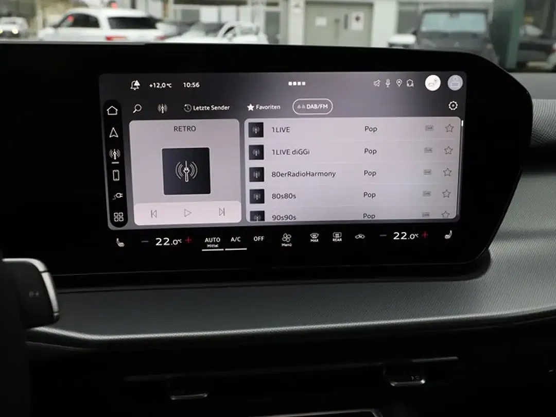 Audi Q3 - Thumbnail 14