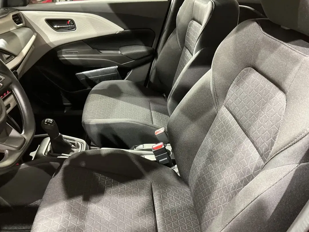 Suzuki Swift - Thumbnail 12