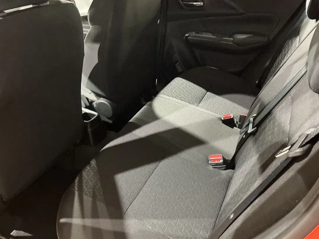 Suzuki Swift - Thumbnail 15