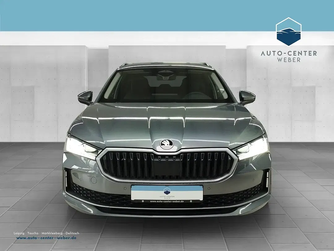 Skoda Superb - Thumbnail 2