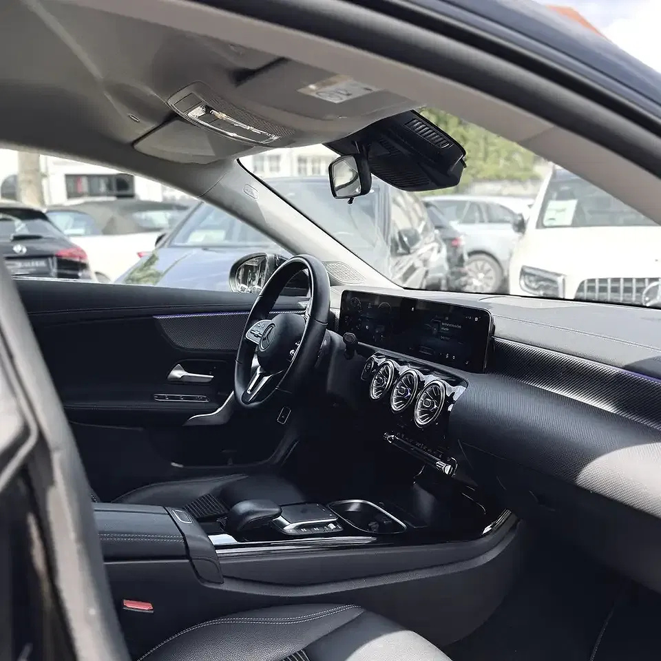 Mercedes-Benz CLA 250 - Thumbnail 13