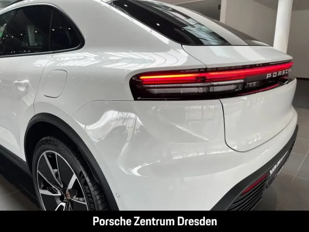 Porsche Macan - Thumbnail 14