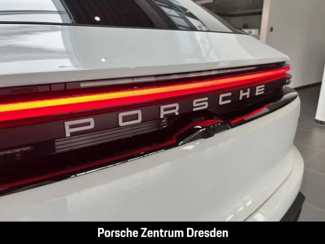 Porsche Macan - Thumbnail 7