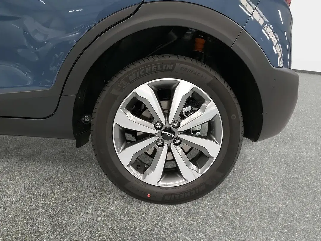 Kia Stonic - Thumbnail 6