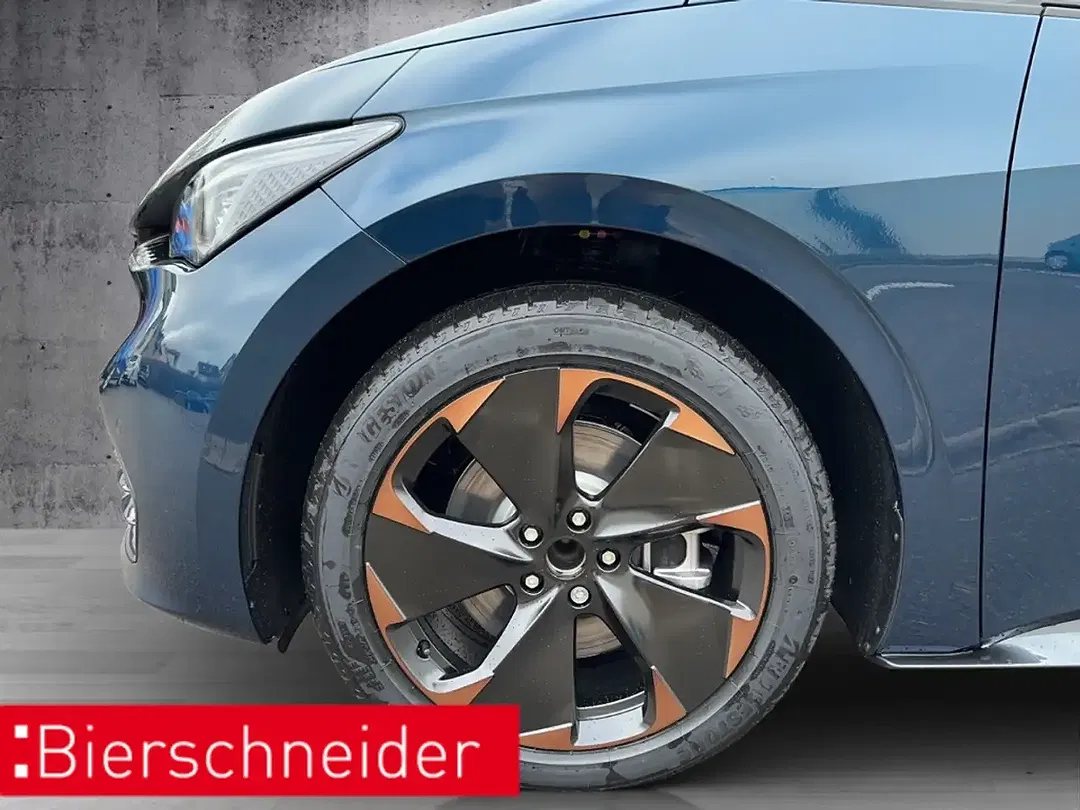 CUPRA Born - Thumbnail 10