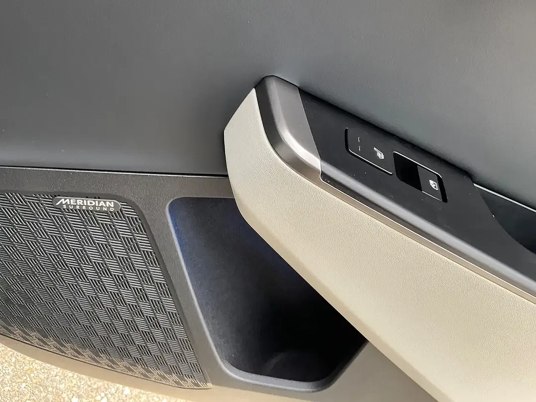 Kia EV6 - Thumbnail 12