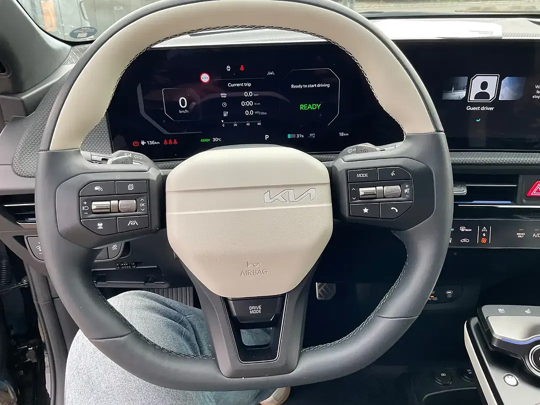 Kia EV6 - Thumbnail 13
